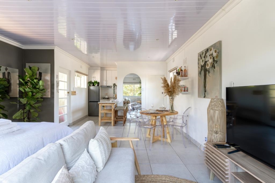 To Let 0 Bedroom Property for Rent in Green Point Western Cape
